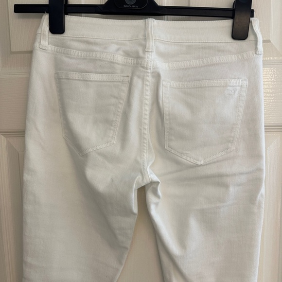 Vineyard Vines White Denim Jeans - Petite Size 2 - Picture 2 of 5